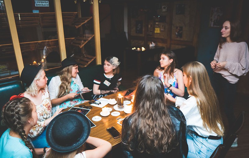 Выездные квесты на Международный женский день: интерактивное мероприятие в школе Chelyabinsk.